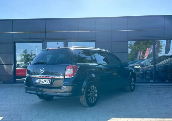Opel Astra cena 14900 przebieg: 200000, rok produkcji 2010 z Zagórz małe 407
